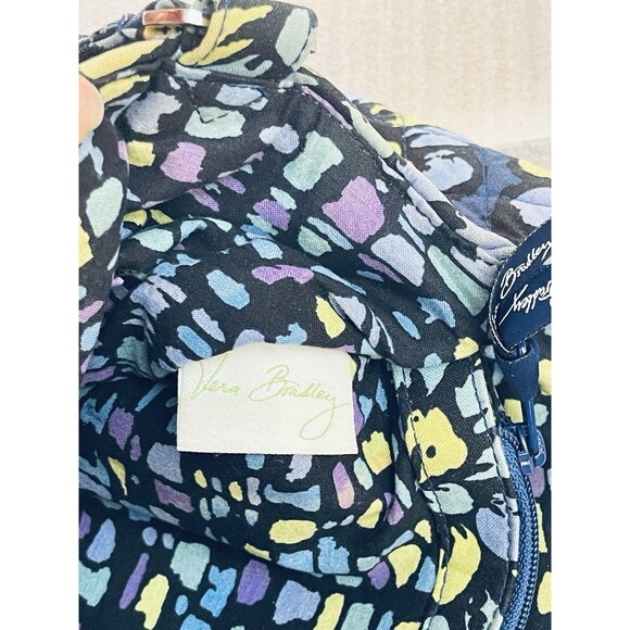 Vera Bradley Indigo Pop Quilted Shoulder Tote Bag – Retired Pattern - Picture 16 of 16
